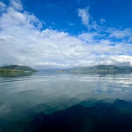 Fjord-holiday-lodge Mit Atemberaubendem Panorama * Åfarnes