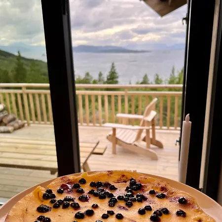 Fjord-holiday-lodge Mit Atemberaubendem Panorama
