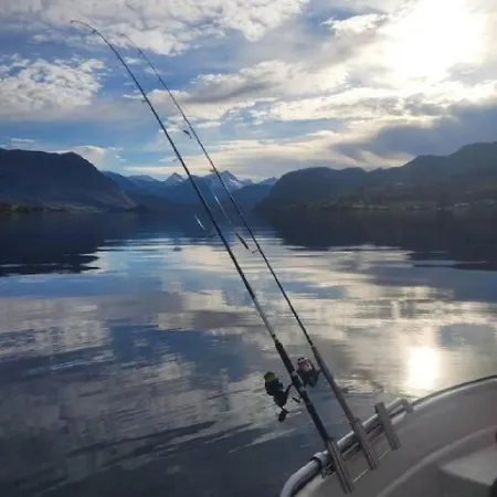 度假居 Fjord-holiday-lodge Mit Atemberaubendem Panorama Åfarnes