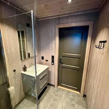 Fjord-holiday-lodge Mit Atemberaubendem Panorama Åfarnes