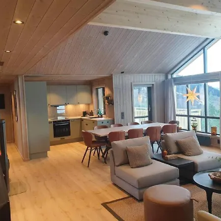 Fjord-holiday-lodge Mit Atemberaubendem Panorama * Åfarnes