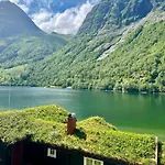 Fjord-holiday-lodge Mit Atemberaubendem Panorama * Åfarnes