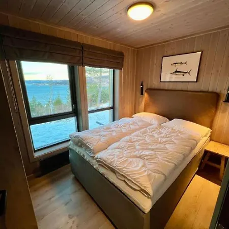 Fjord-holiday-lodge Mit Atemberaubendem Panorama Åfarnes